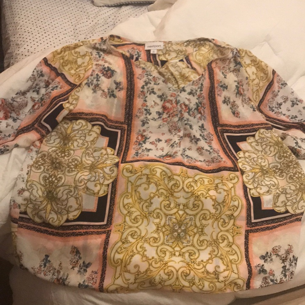 Women’s shirt. Worn once